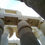 Grosse Säulenhalle im Tempel von Karnak
